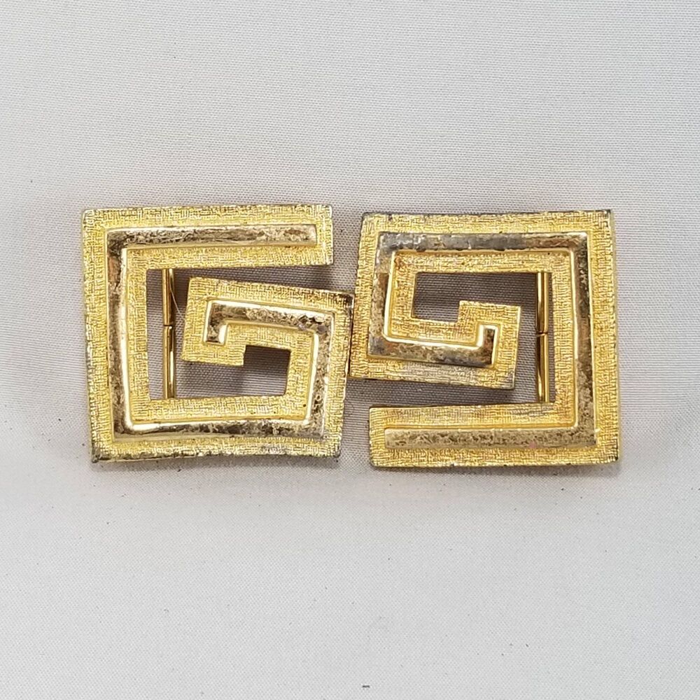 1977 Mimi di N Greek Key Vintage Belt Buckle, Gold Tone Two Piece Interlock